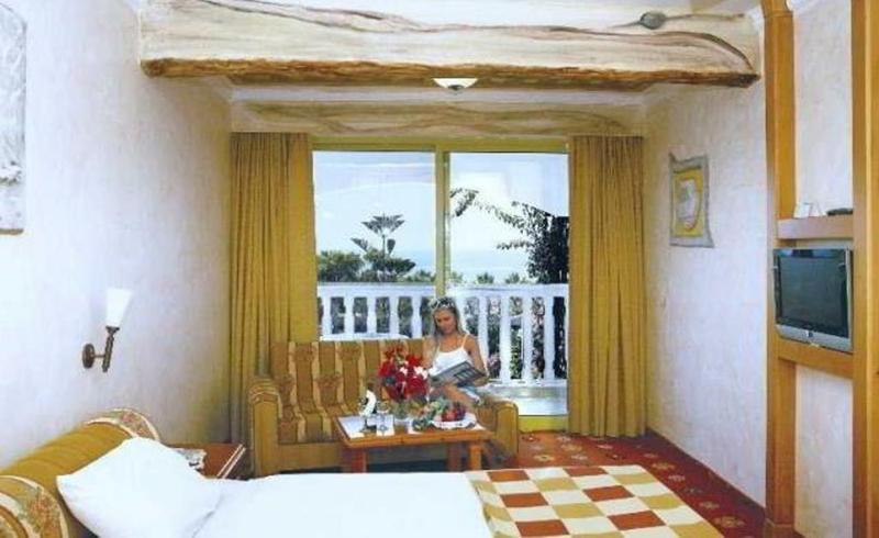 Defne Ana Hotel Сиде Екстериор снимка
