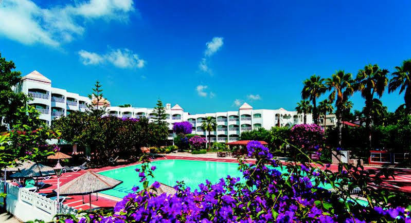 Defne Ana Hotel Сиде Екстериор снимка
